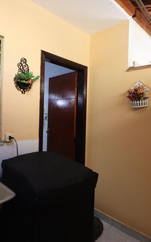 Casa de condomínio à venda com 71m², 2 quartos e 1 vagaÁrea de Serviço