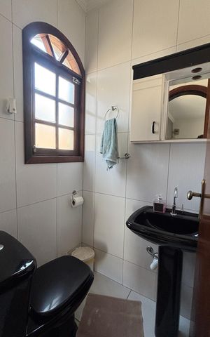 Casa à venda com 119m², 2 quartos e 2 vagas Casa à venda com 119m², 2 quartos e 2 vagasLavabo