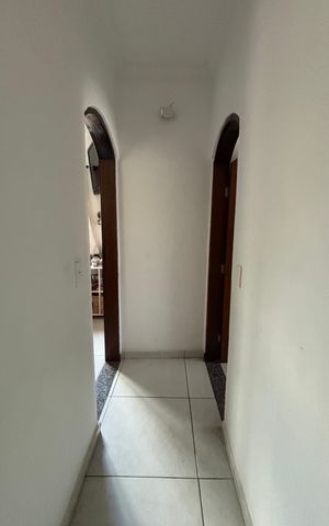 Casa à venda com 119m², 2 quartos e 2 vagas Casa à venda com 119m², 2 quartos e 2 vagasCorredor