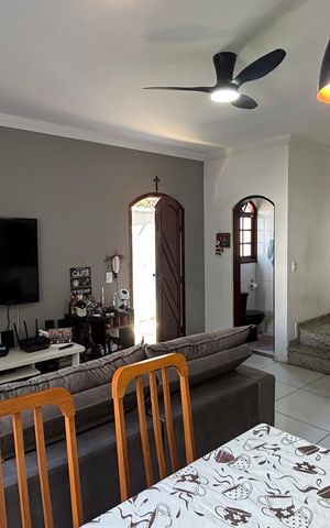 Casa à venda com 119m², 2 quartos e 2 vagas Casa à venda com 119m², 2 quartos e 2 vagasSala - Sala de Jantar