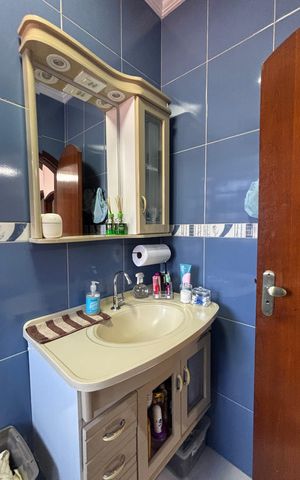 Casa à venda com 119m², 2 quartos e 2 vagas Casa à venda com 119m², 2 quartos e 2 vagasBanheiro da Suíte 1