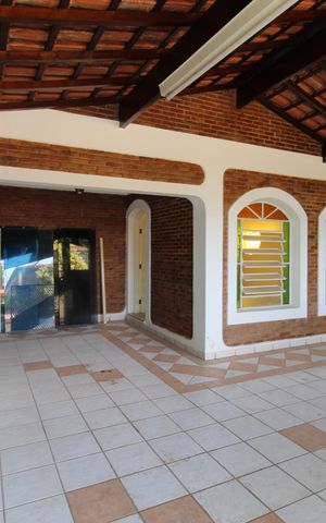 Casa para alugar com 210m², 5 quartos e 4 vagasGaragem