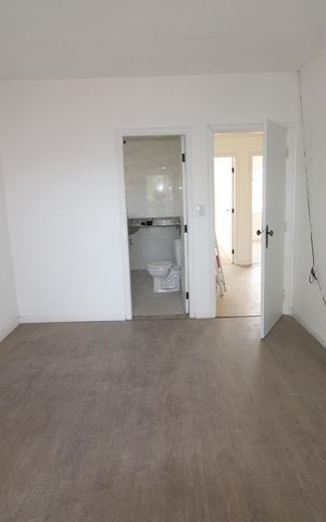 Casa para alugar com 210m², 5 quartos e 4 vagasSuíte 