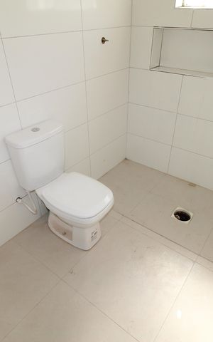 Casa para alugar com 261m², 5 quartos e 4 vagasBanheiro 1