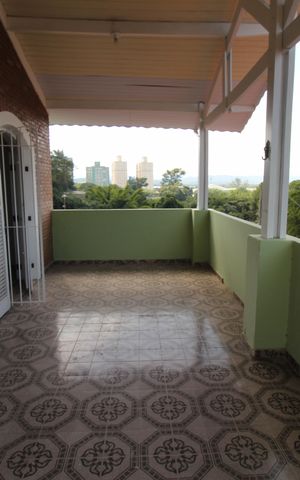 Casa para alugar com 261m², 5 quartos e 4 vagasQuarto 2