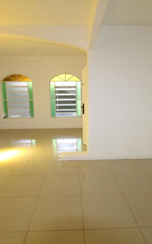 Casa para alugar com 261m², 5 quartos e 4 vagasSala
