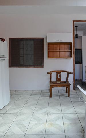 Casa para alugar com 470m², 10 quartos e 2 vagas Casa para alugar com 470m², 10 quartos e 2 vagasCozinha 2