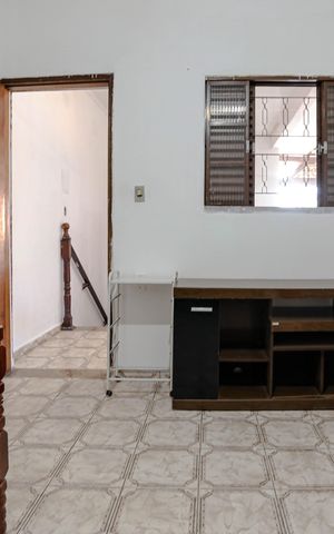 Casa para alugar com 470m², 10 quartos e 2 vagas Casa para alugar com 470m², 10 quartos e 2 vagasQuarto 6