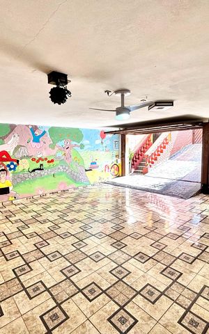 Casa à venda com 380m², 4 quartos e 4 vagas Casa à venda com 380m², 4 quartos e 4 vagasSalão de Festas