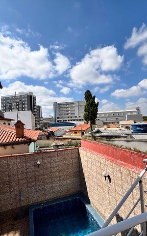 Casa à venda com 380m², 4 quartos e 4 vagas Casa à venda com 380m², 4 quartos e 4 vagasBanheiro da Suíte 1