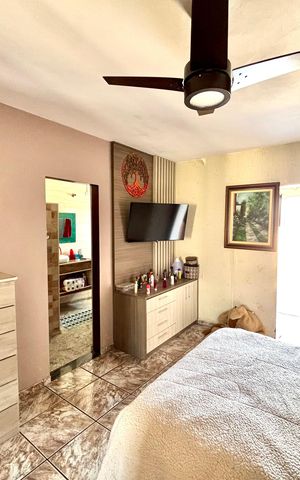 Casa à venda com 380m², 4 quartos e 4 vagas Casa à venda com 380m², 4 quartos e 4 vagasQuarto 2