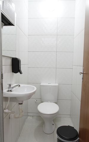 Casa à venda com 360m², 5 quartos e 3 vagasbanheiro  Casa 3