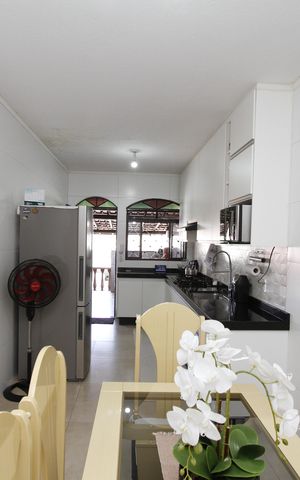 Casa à venda com 360m², 5 quartos e 3 vagasCozinha CASA 2