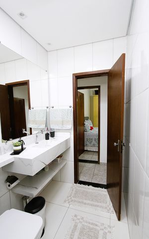 Casa à venda com 360m², 5 quartos e 3 vagasBanheiro  casa 2