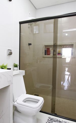 Casa à venda com 360m², 5 quartos e 3 vagasBanheiro casa 1