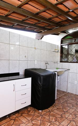 Casa à venda com 360m², 5 quartos e 3 vagasÁrea de Serviço  CASA 2