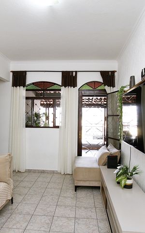 Casa à venda com 360m², 5 quartos e 3 vagasSala casa 2