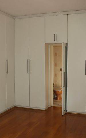 Casa de condomínio para alugar com 591m², 7 quartos e 4 vagasSuíte 2