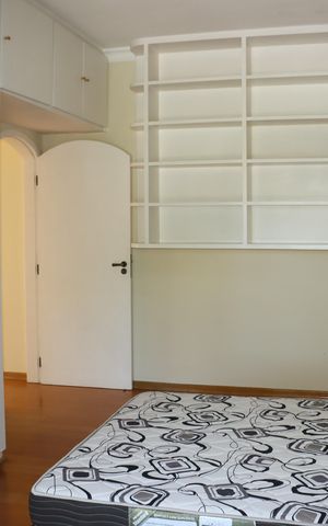 Casa de condomínio para alugar com 591m², 7 quartos e 4 vagasSuíte 4