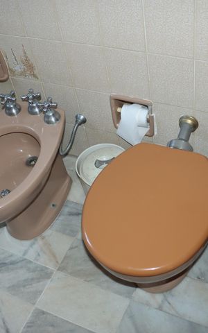 Casa de condomínio para alugar com 591m², 7 quartos e 4 vagasBanheiro da Suíte 4