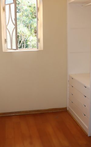 Casa de condomínio para alugar com 591m², 7 quartos e 4 vagasCloset do quarto