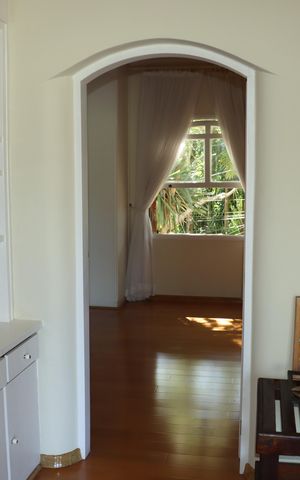 Casa de condomínio para alugar com 591m², 7 quartos e 4 vagasSuíte
