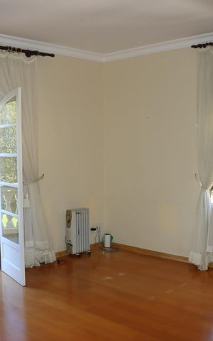 Casa de condomínio para alugar com 591m², 7 quartos e 4 vagasSuíte