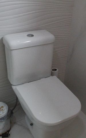 Casa de condomínio à venda com 400m², 4 quartos e 3 vagasBanheiro da Suíte