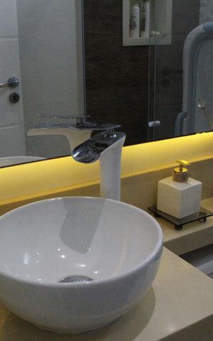 Casa de condomínio à venda com 400m², 4 quartos e 3 vagasBanheiro Social