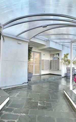 Apartamento à venda com 50m², 2 quartos e 1 vaga Apartamento à venda com 50m², 2 quartos e 1 vagaHall de entrada