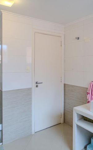 Casa à venda com 420m², 4 quartos e 4 vagas