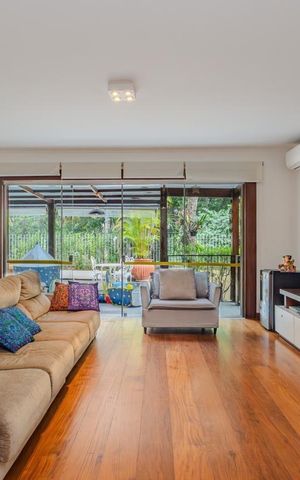 Casa à venda com 420m², 4 quartos e 4 vagas