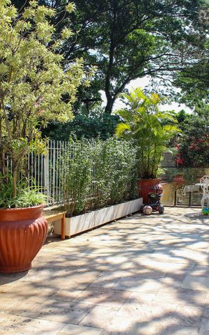 Casa à venda com 420m², 4 quartos e 4 vagas Casa à venda com 420m², 4 quartos e 4 vagasVaranda da Sala