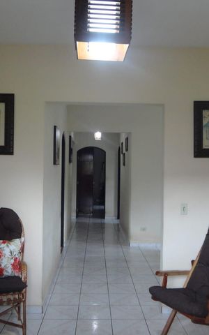 Casa à venda com 5000m², 3 quartos e 15 vagas Casa à venda com 5000m², 3 quartos e 15 vagasSala