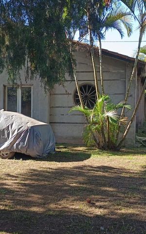 Casa à venda com 5000m², 3 quartos e 15 vagas Casa à venda com 5000m², 3 quartos e 15 vagasÁrea externa