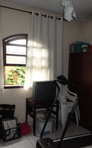 Casa à venda com 5000m², 3 quartos e 15 vagas Casa à venda com 5000m², 3 quartos e 15 vagasQuarto