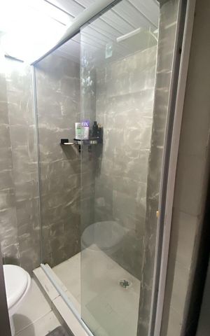 Casa à venda com 167m², 4 quartos e 1 vaga Casa à venda com 167m², 4 quartos e 1 vagaBanheiro