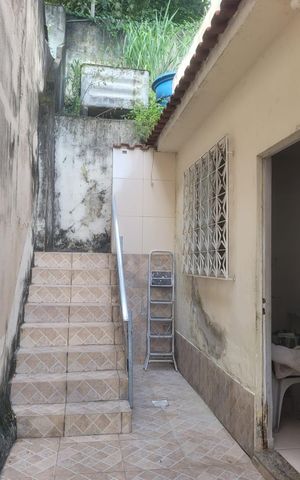 Casa à venda com 167m², 4 quartos e 1 vaga Casa à venda com 167m², 4 quartos e 1 vagaÁrea externa