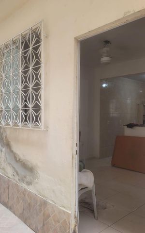 Casa à venda com 167m², 4 quartos e 1 vaga Casa à venda com 167m², 4 quartos e 1 vagaÁrea externa