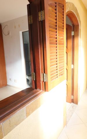 Casa à venda com 311m², 5 quartos e 2 vagasSuíte 1