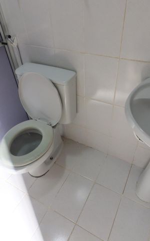 Casa à venda com 311m², 5 quartos e 2 vagasBanheiro da Suíte 1