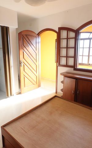 Casa à venda com 311m², 5 quartos e 2 vagasSuíte 1