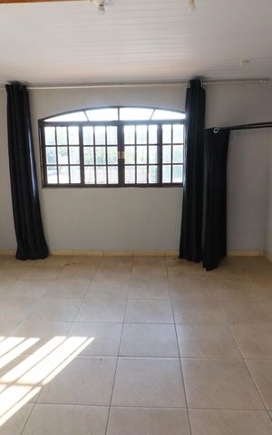 Casa à venda com 311m², 5 quartos e 2 vagasSala 3