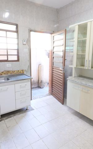 Casa à venda com 311m², 5 quartos e 2 vagasCozinha 2