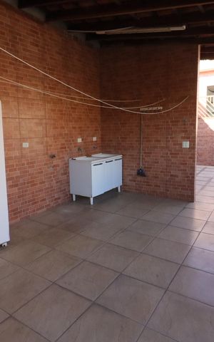Casa à venda com 311m², 5 quartos e 2 vagasChurrasqueira