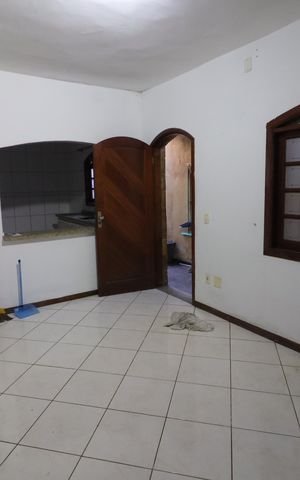 Casa à venda com 311m², 5 quartos e 2 vagasSala