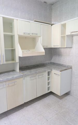 Casa à venda com 311m², 5 quartos e 2 vagasCozinha 2
