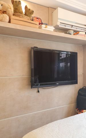 Casa de condomínio à venda com 160m², 3 quartos e 2 vagasSuíte