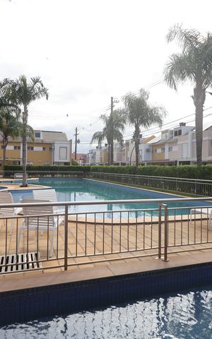 Casa de condomínio à venda com 160m², 3 quartos e 2 vagasÁrea comum - Piscina