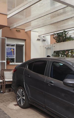 Casa de condomínio à venda com 160m², 3 quartos e 2 vagasGaragem
